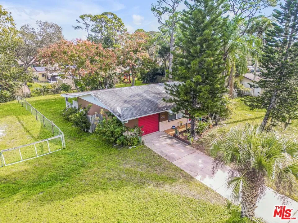 2719 Tavelers Palm Drive 