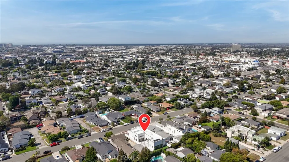228 Costa Mesa Street Costa Mesa, CA 92627