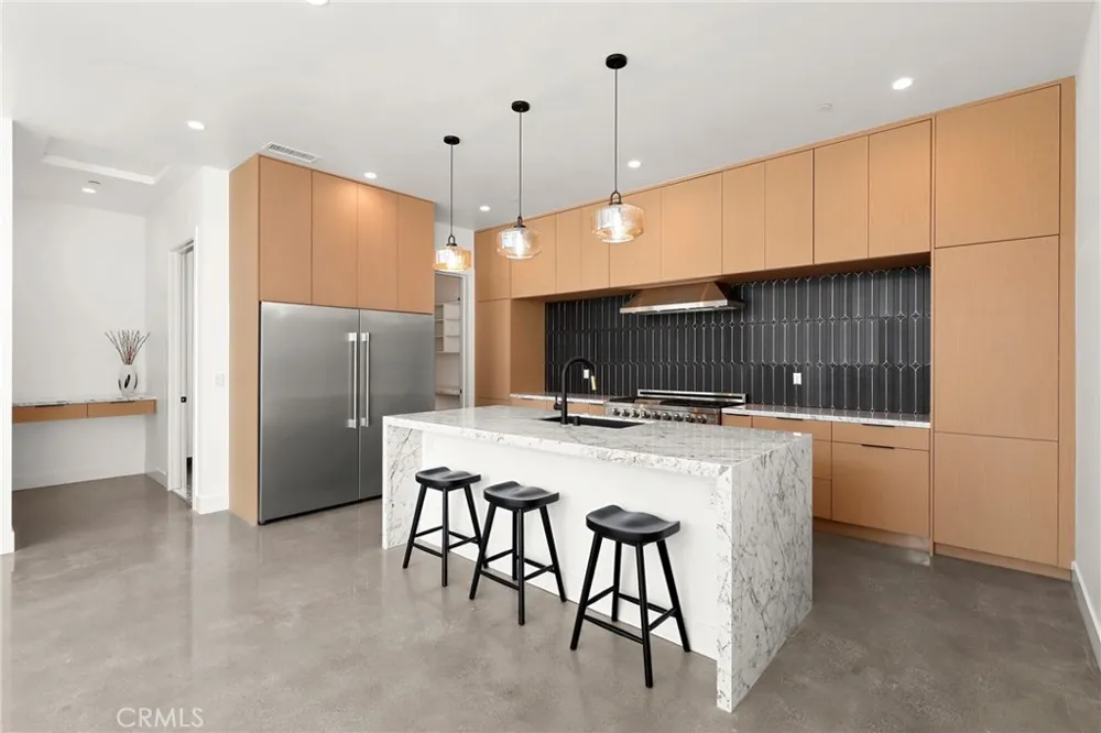 228 Costa Mesa Street Costa Mesa, CA 92627