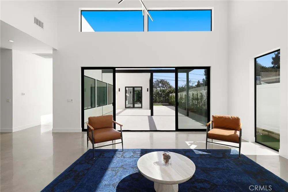 228 Costa Mesa Street Costa Mesa, CA 92627