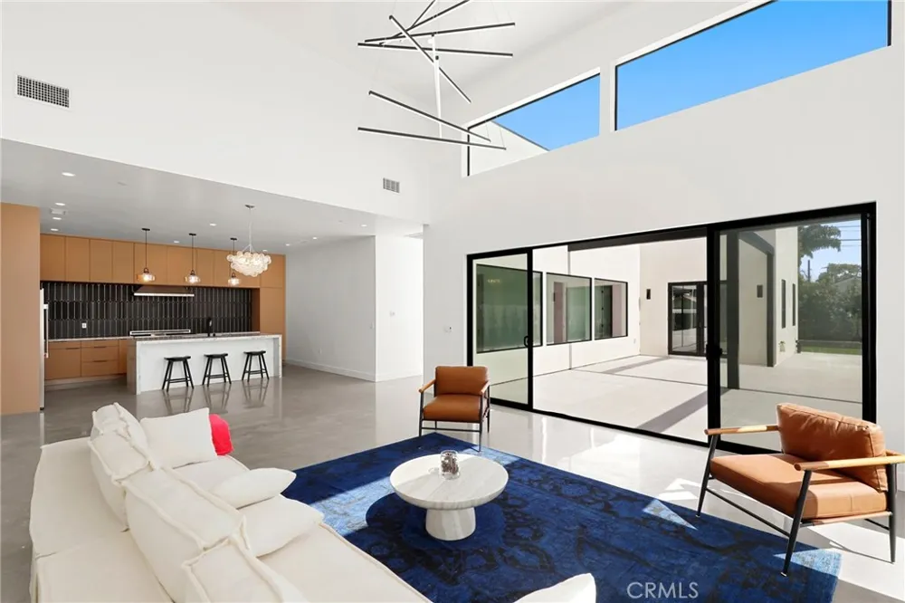 228 Costa Mesa Street Costa Mesa, CA 92627