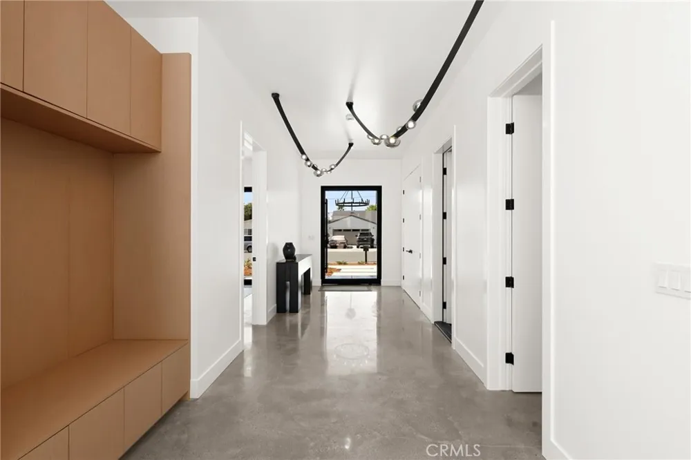 228 Costa Mesa Street Costa Mesa, CA 92627