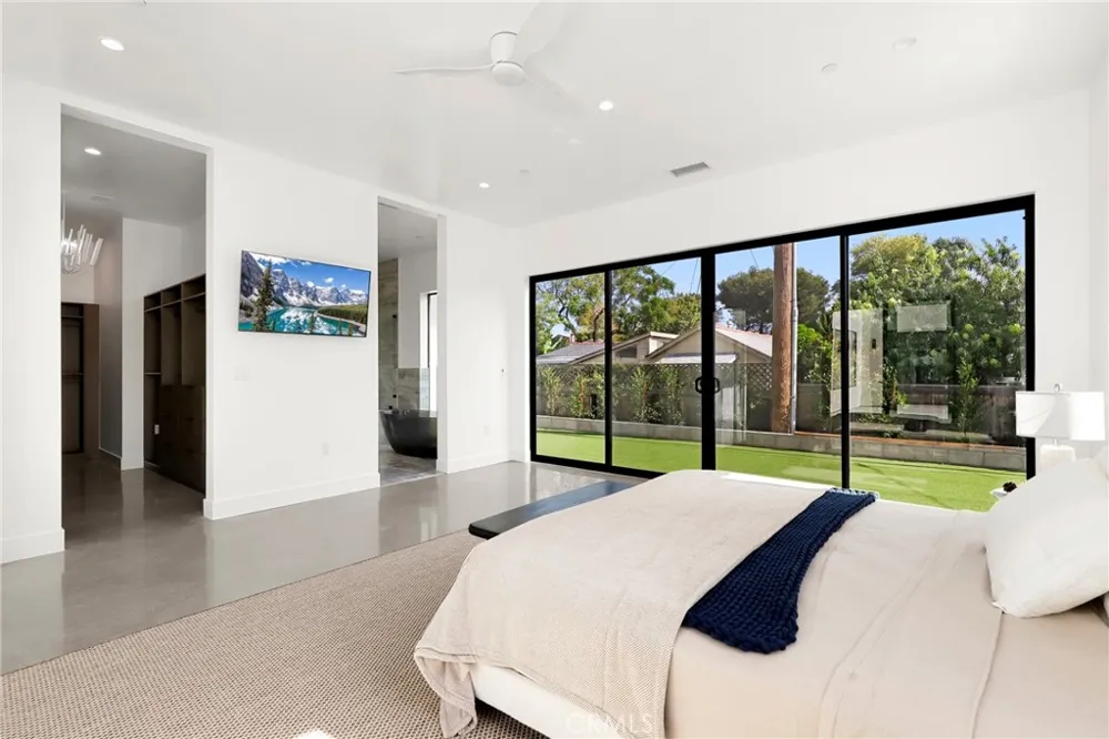 228 Costa Mesa Street Costa Mesa, CA 92627