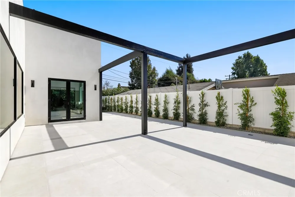 228 Costa Mesa Street Costa Mesa, CA 92627