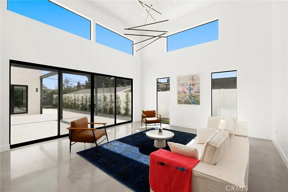 228 Costa Mesa Street Costa Mesa, CA 92627