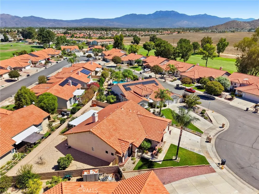 1763 Kiwi Circle Hemet, CA 92545