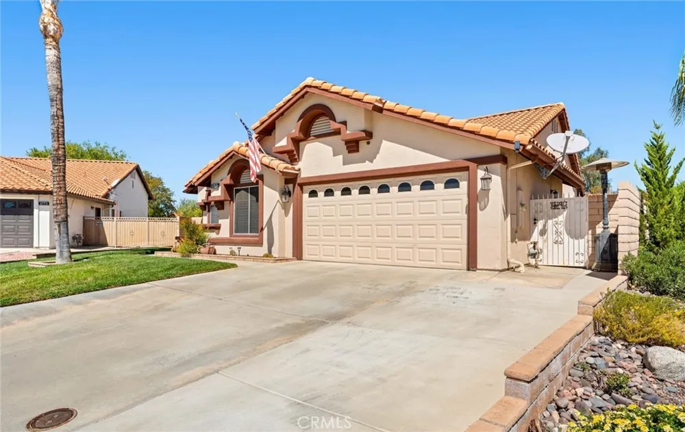 1763 Kiwi Circle Hemet, CA 92545