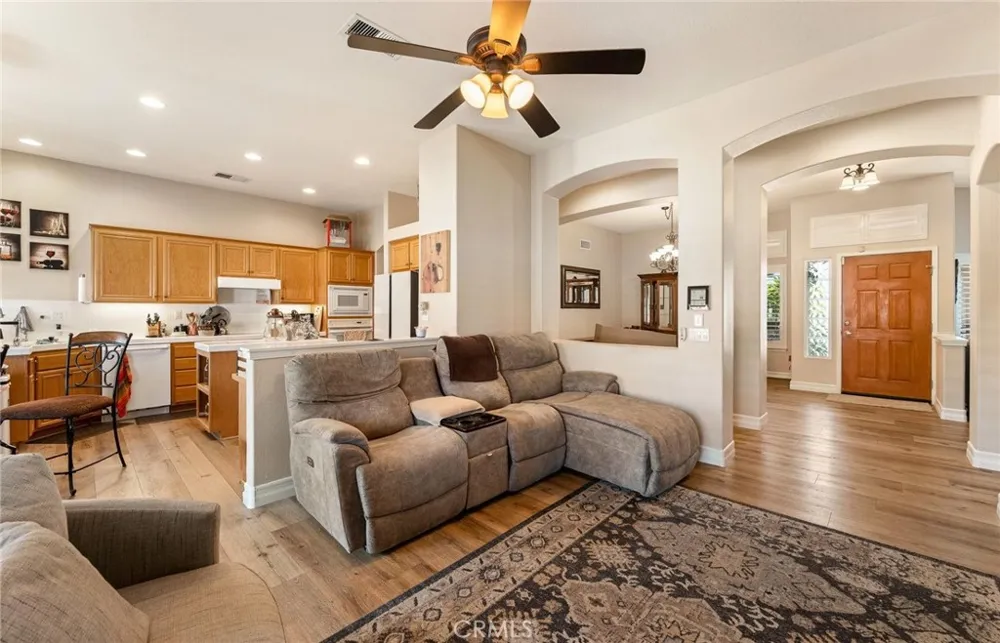1763 Kiwi Circle Hemet, CA 92545