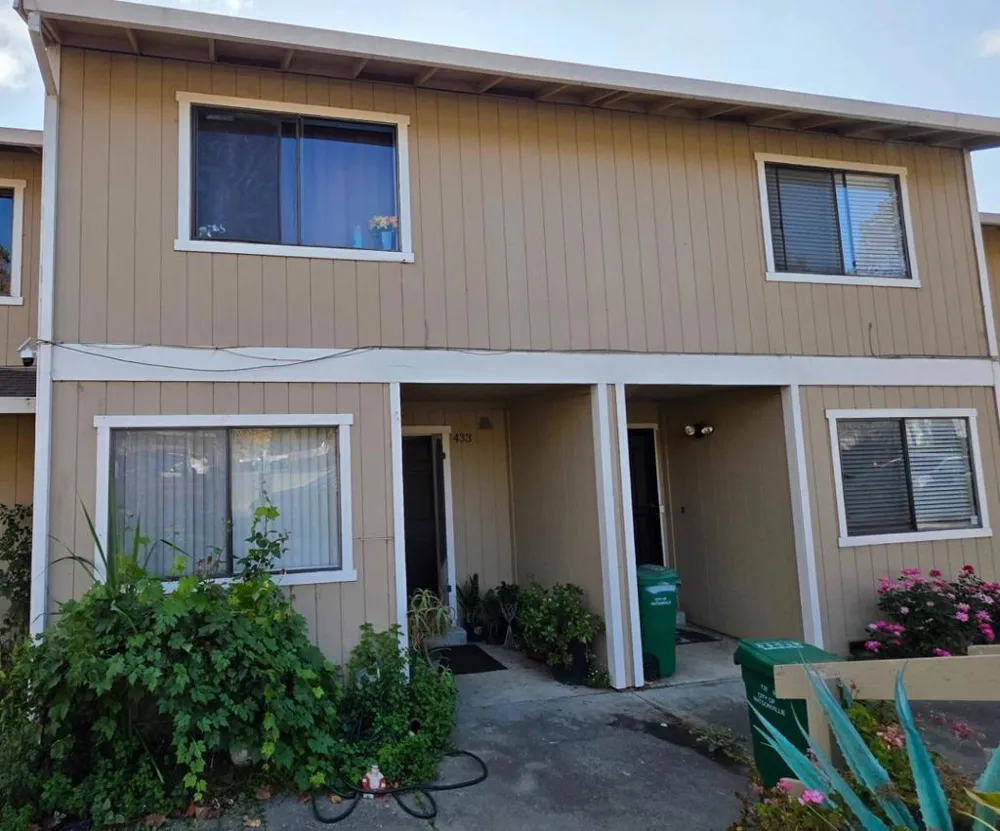 433 Winchester Drive Watsonville, CA 95076