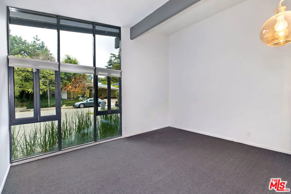 7560 Lolina Lane Los Angeles, CA 90046