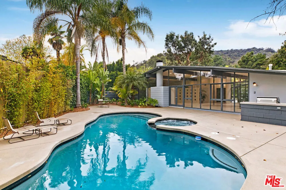 7560 Lolina Lane Los Angeles, CA 90046