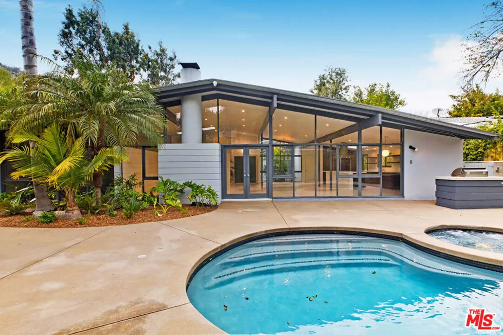 7560 Lolina Lane Los Angeles, CA 90046