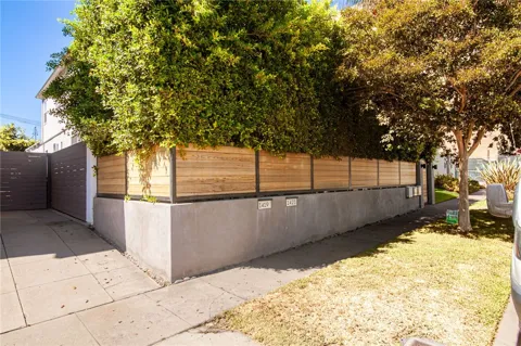 1419 S Curson Avenue #A