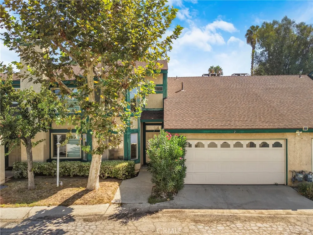 17221 Roscoe Boulevard #2 Northridge, CA 91325