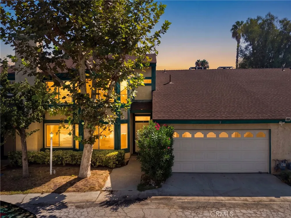 17221 Roscoe Boulevard #2 Northridge, CA 91325