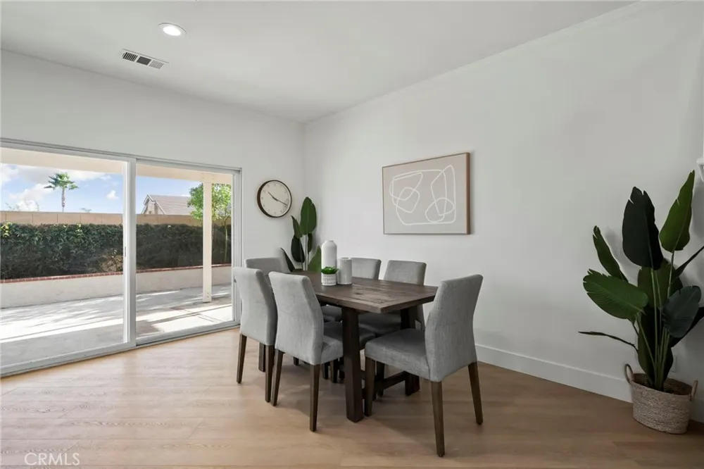 14839 Fairhaven Fontana, CA 92336