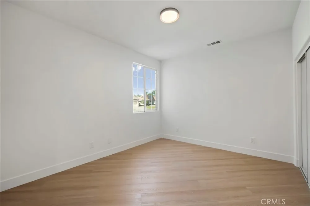 14839 Fairhaven Fontana, CA 92336