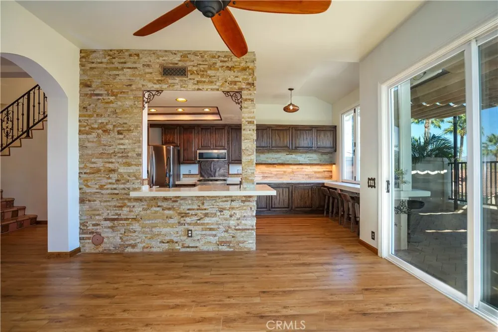 650 Ivywood Lane #E Simi Valley, CA 93065