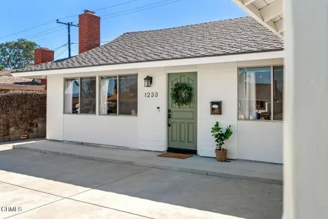 1233 Winford Avenue