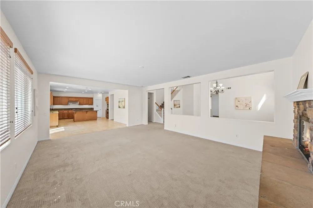 13763 Deerpath Circle Eastvale, CA 92880
