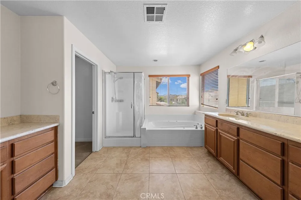 13763 Deerpath Circle Eastvale, CA 92880
