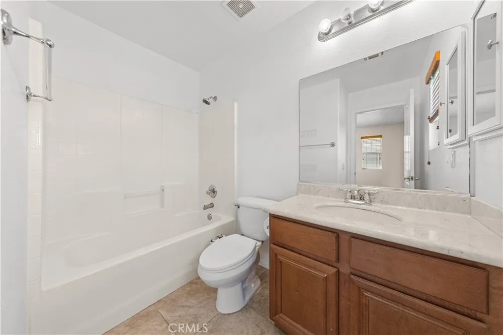 13763 Deerpath Circle Eastvale, CA 92880