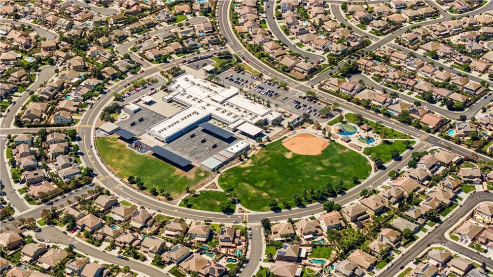 13763 Deerpath Circle Eastvale, CA 92880