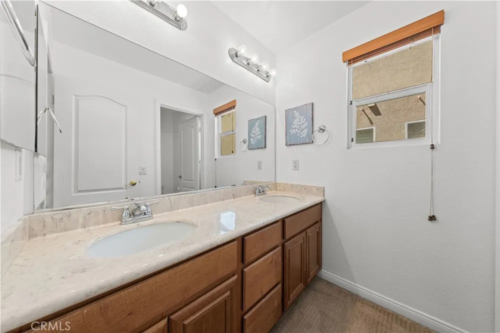 13763 Deerpath Circle Eastvale, CA 92880
