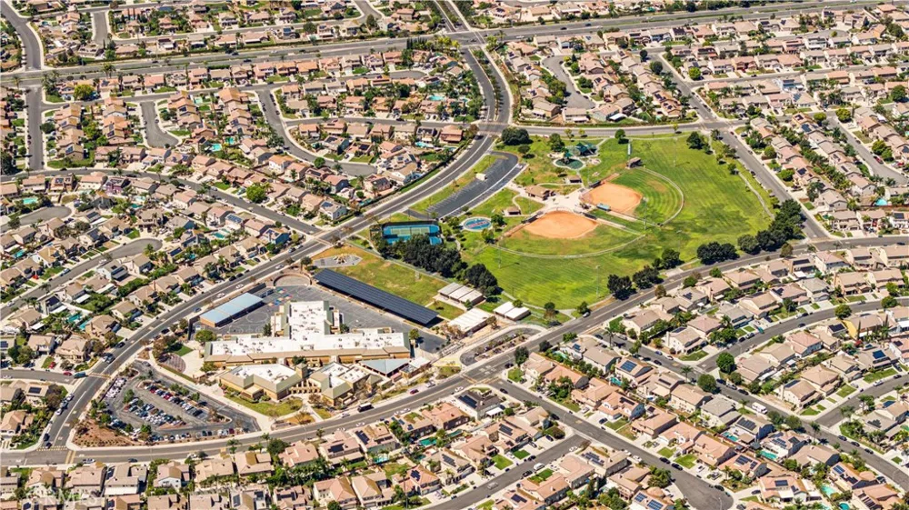 13763 Deerpath Circle Eastvale, CA 92880