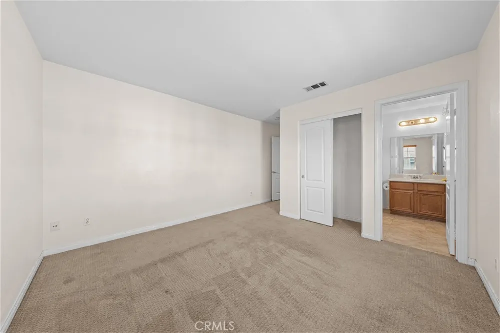 13763 Deerpath Circle Eastvale, CA 92880