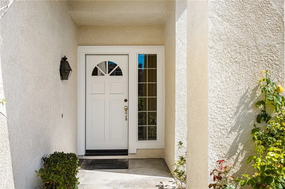 733 S Morningstar Drive Anaheim Hills, CA 92808