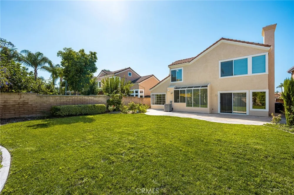 733 S Morningstar Drive Anaheim Hills, CA 92808