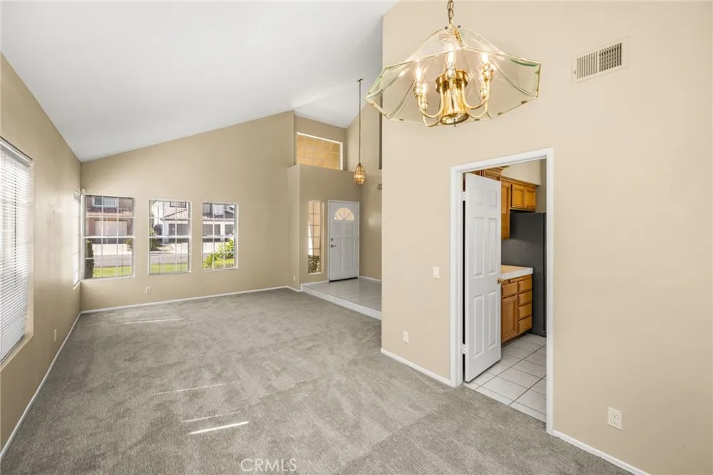 733 S Morningstar Drive Anaheim Hills, CA 92808