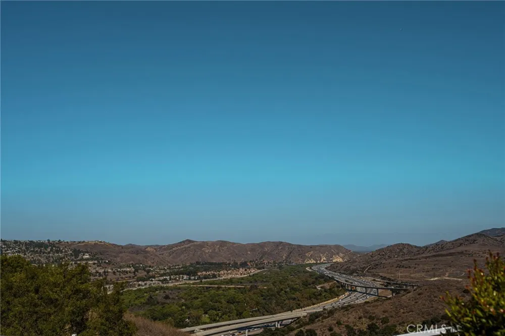 733 S Morningstar Drive Anaheim Hills, CA 92808