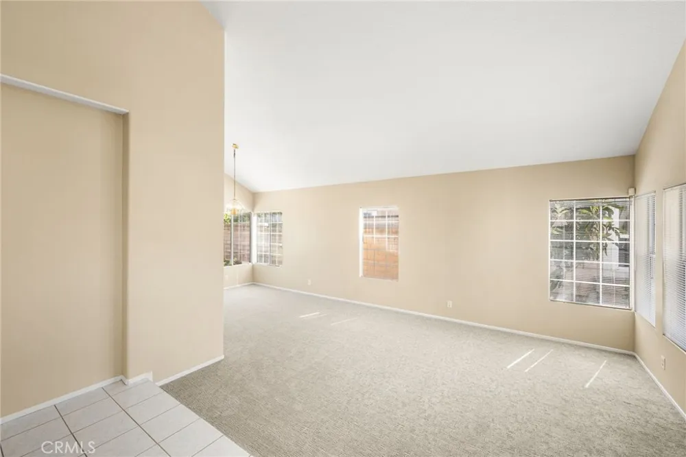 733 S Morningstar Drive Anaheim Hills, CA 92808