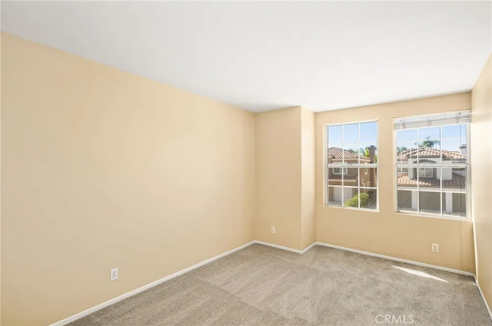 733 S Morningstar Drive Anaheim Hills, CA 92808