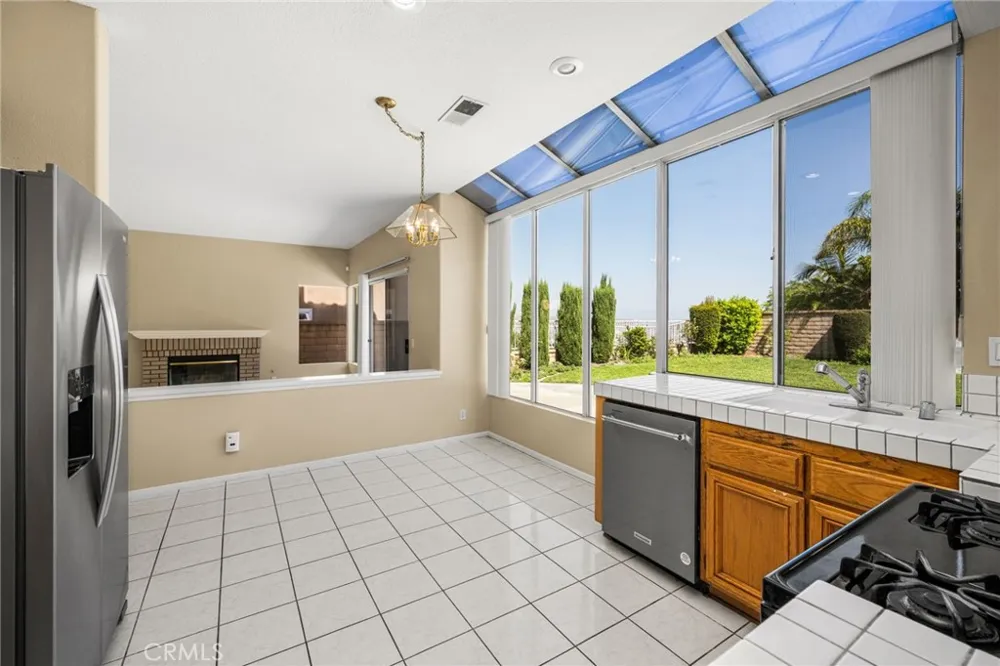 733 S Morningstar Drive Anaheim Hills, CA 92808