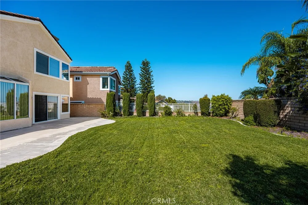 733 S Morningstar Drive Anaheim Hills, CA 92808