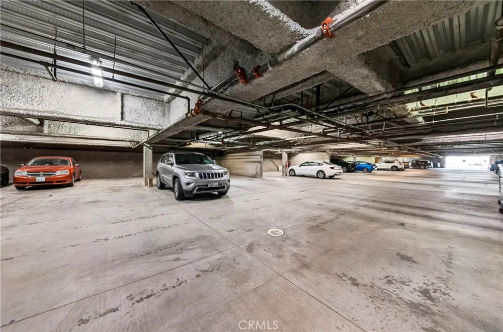 11124 Burbank Street #108 North Hollywood, CA 91601