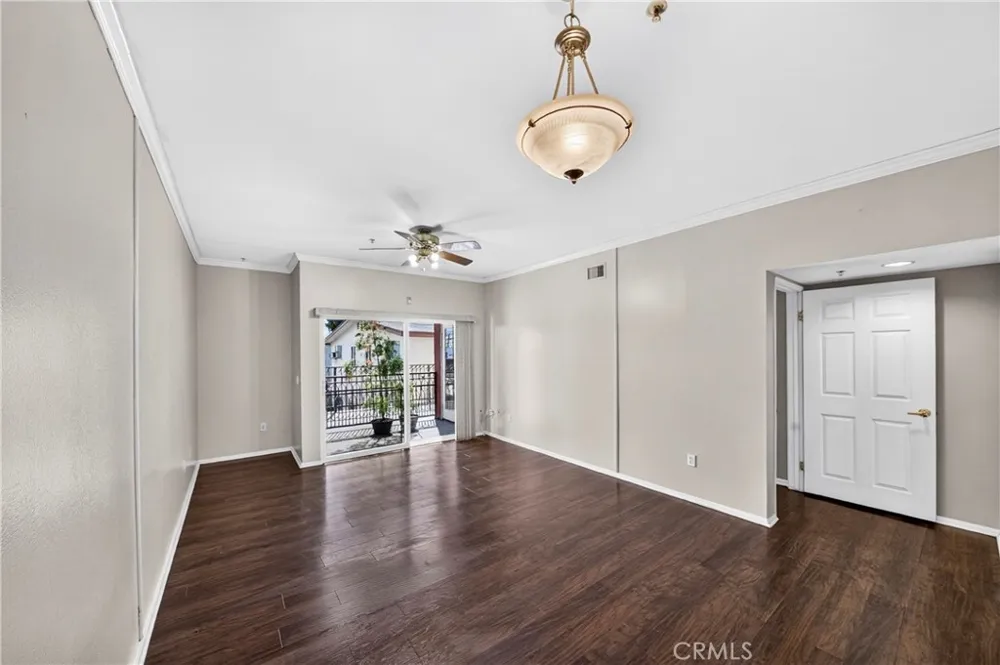 11124 Burbank Street #108 North Hollywood, CA 91601
