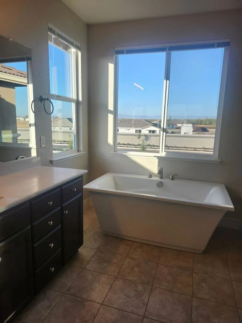 2635 Gantry Drive Manteca, CA 95337