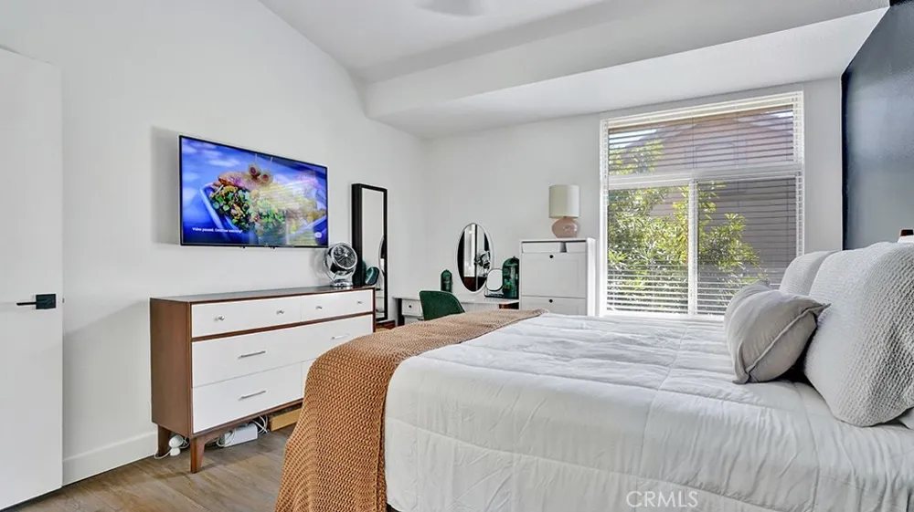 19431 Rue De Valore #12E Lake Forest, CA 92610