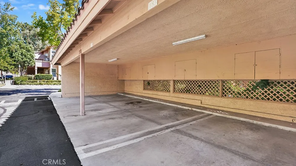 19431 Rue De Valore #12E Lake Forest, CA 92610
