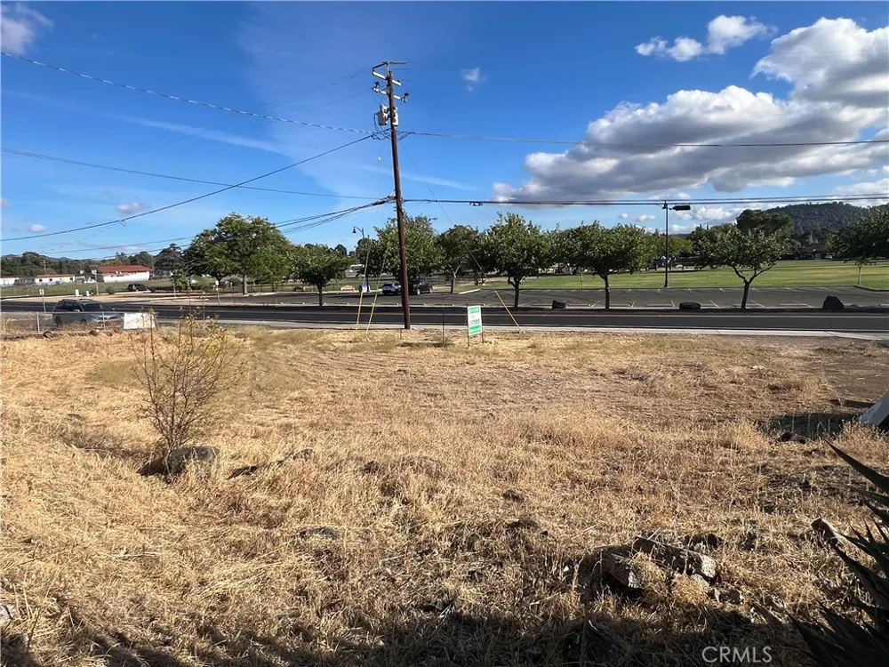 14108 Olympic Drive Clearlake, CA 95422