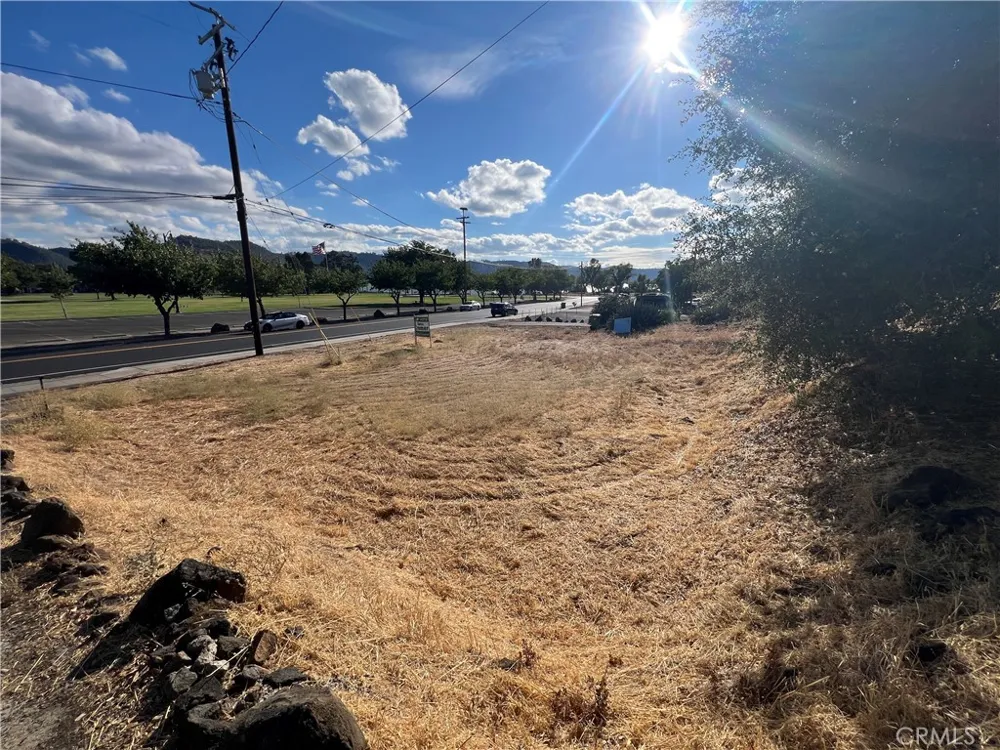 14108 Olympic Drive Clearlake, CA 95422