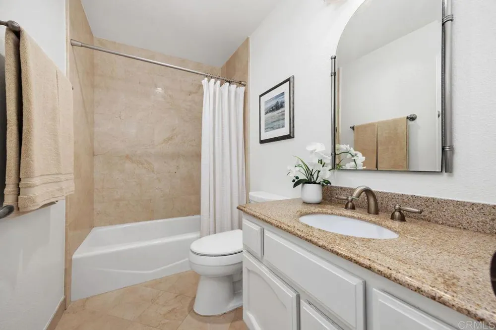 7409 Linden Carlsbad, CA 92011