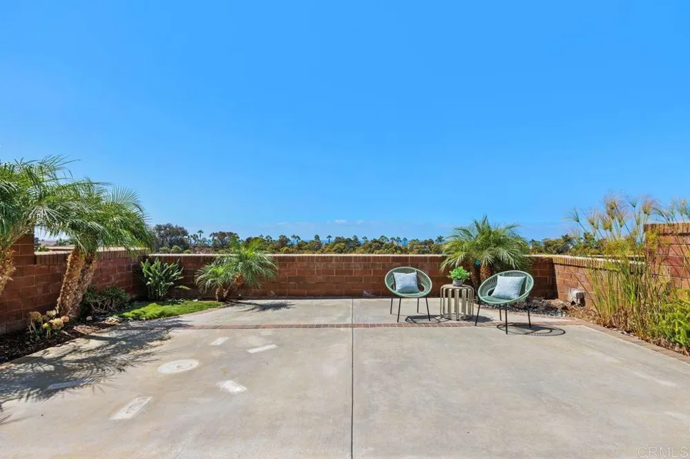 7409 Linden Carlsbad, CA 92011