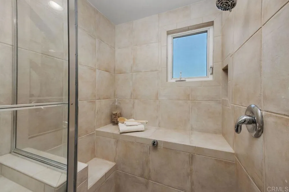 7409 Linden Carlsbad, CA 92011