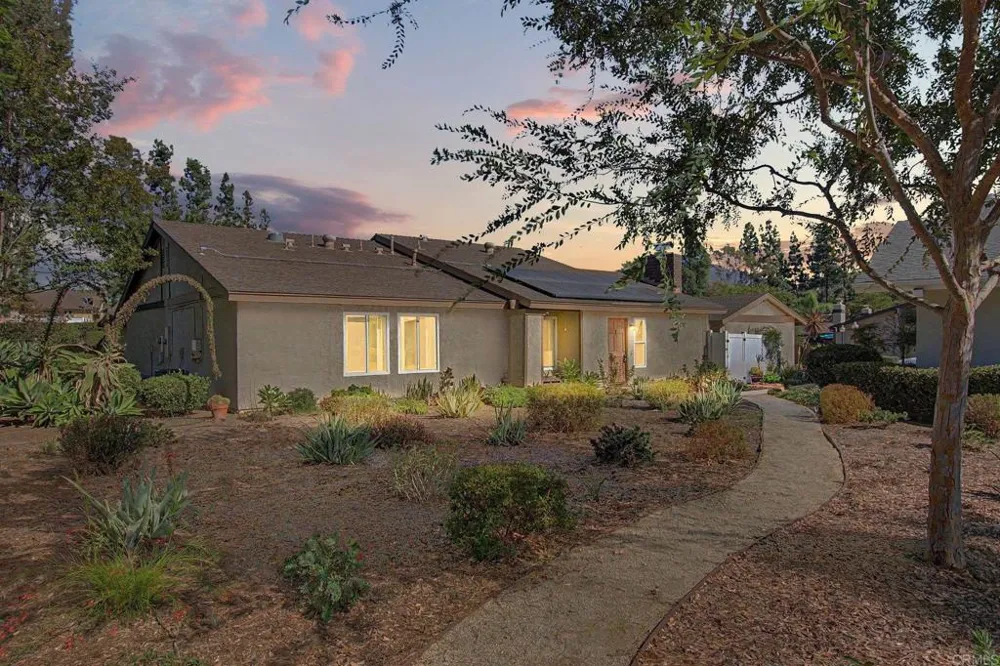 10028 Chavacan Lane Spring Valley, CA 91977