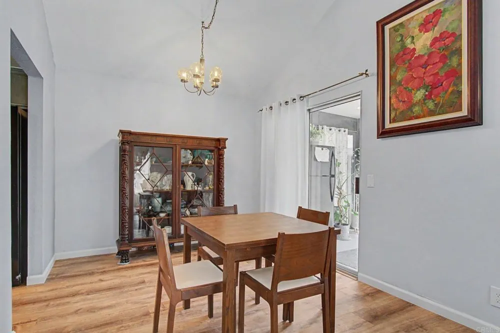 10028 Chavacan Lane Spring Valley, CA 91977